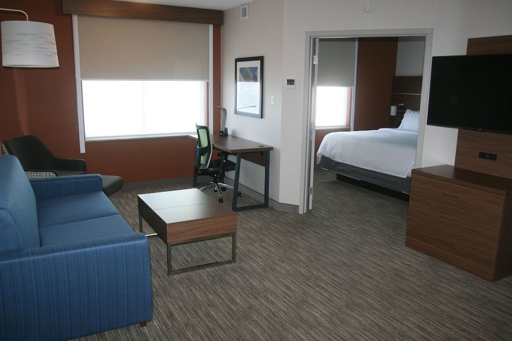 Holiday Inn Express & Suites BUFFALO DOWNTOWN - MEDICAL CTR by IHG 2