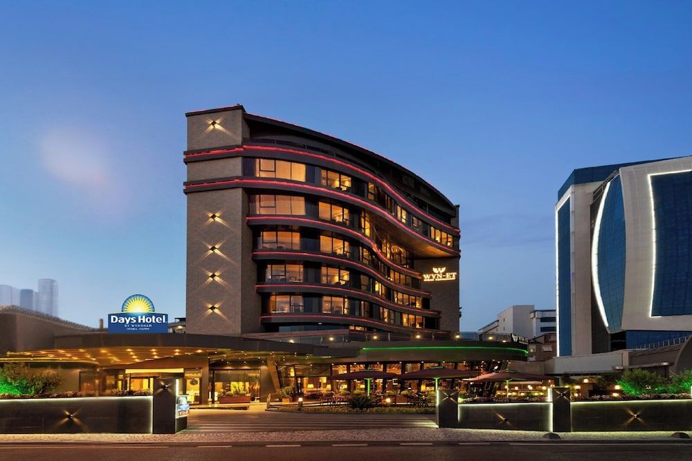 Days Hotel by Wyndham Istanbul Maltepe 1
