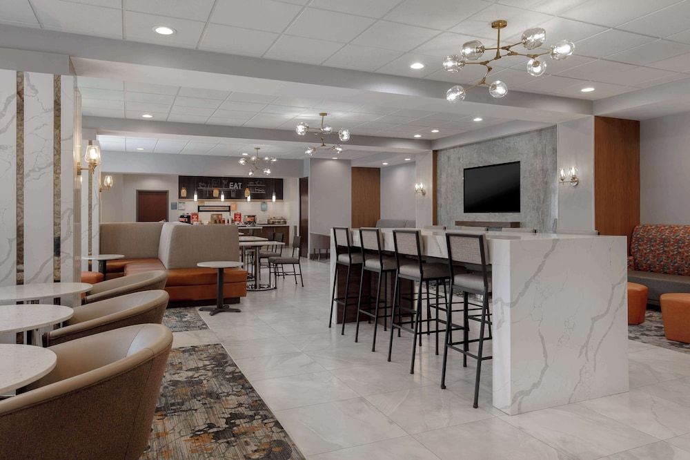 Hampton Inn by Hilton Brampton Toronto 2