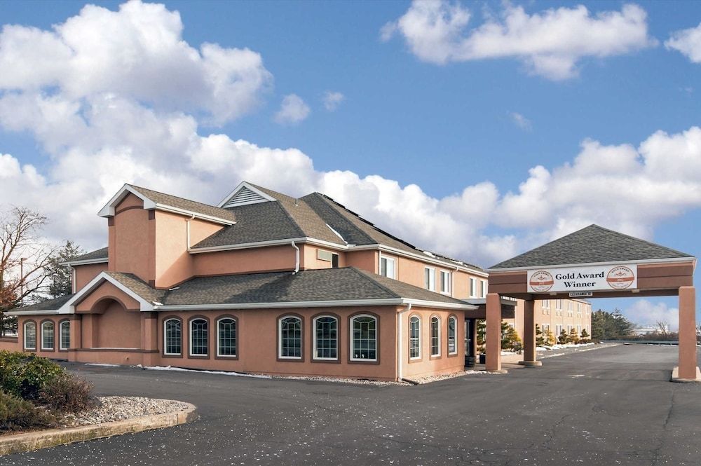 Comfort Inn New Holland Amish Country 1