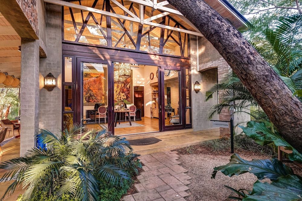 Mbano Manor Hotel Victoria Falls 1