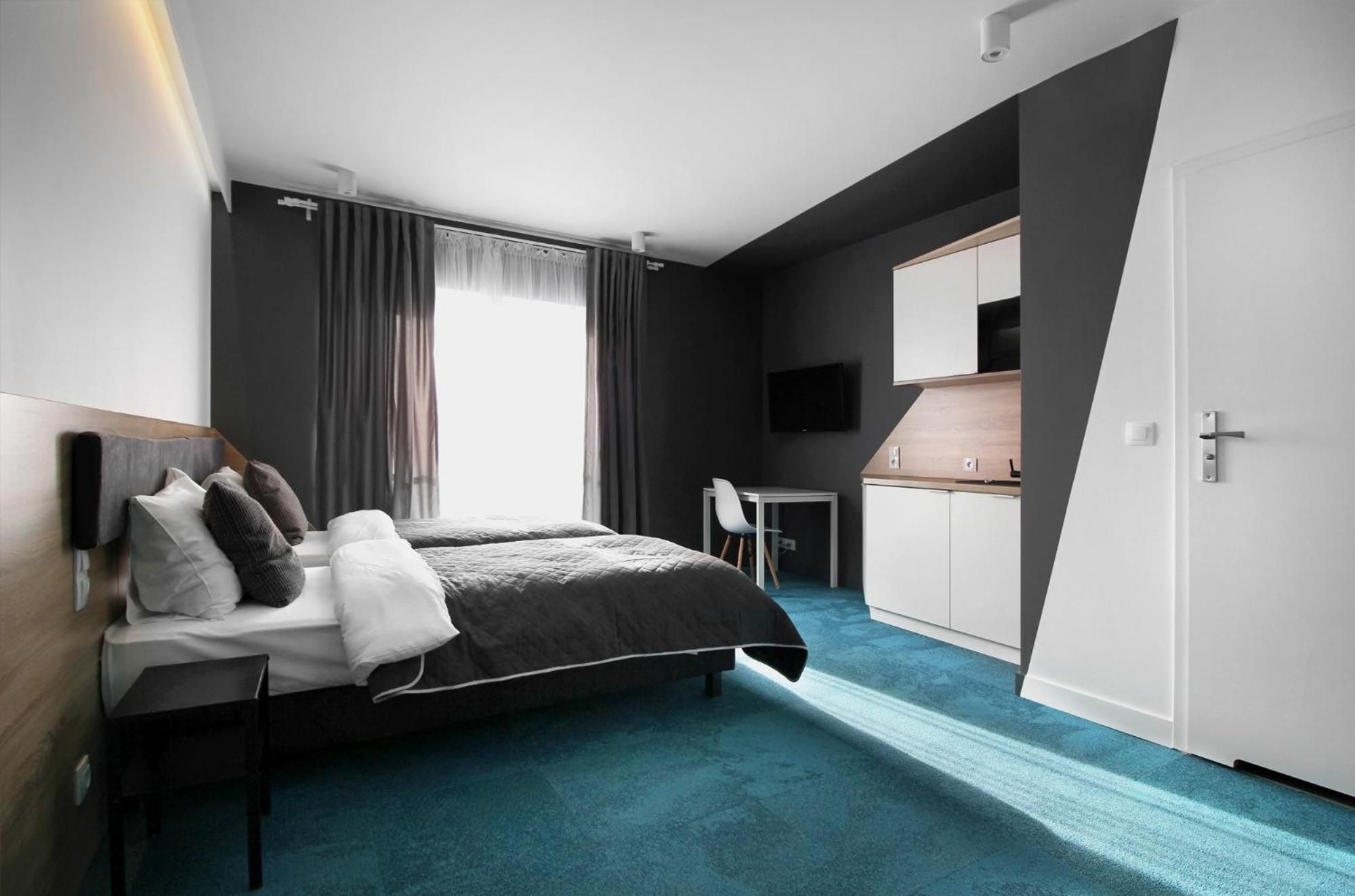 Lemon Plaza Hotel 2