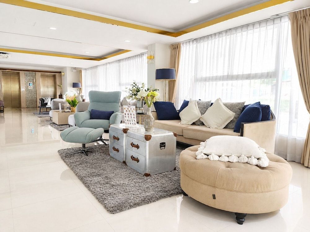 Christella Hotel Laemchabang 2