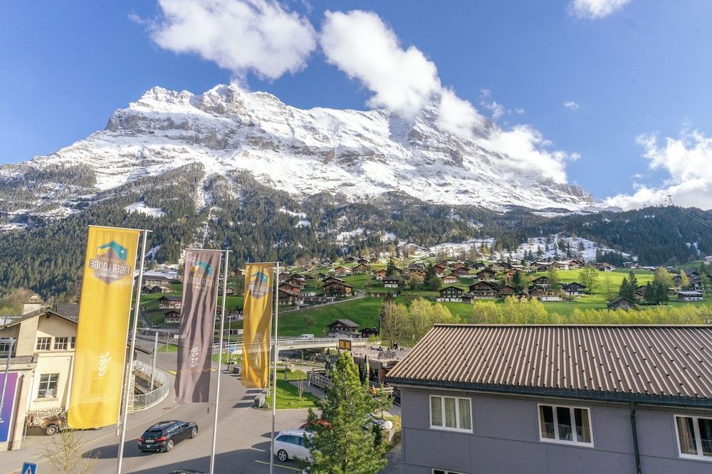 Eiger Lodge Easy 1