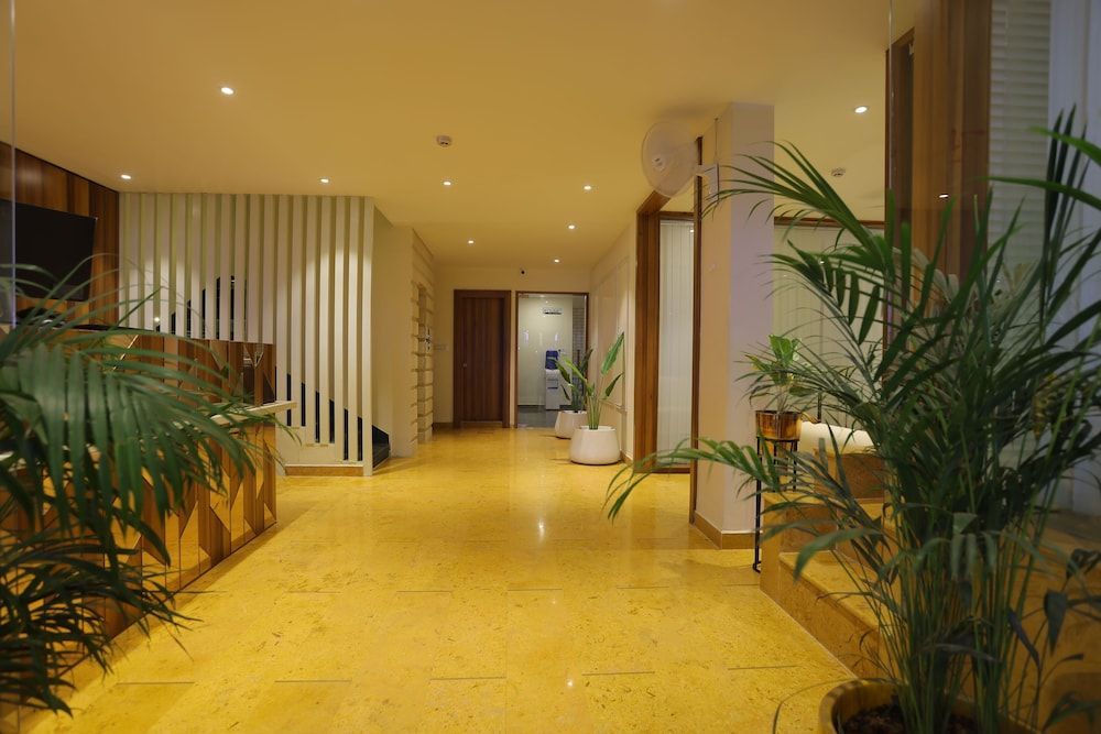 The Grand Uddhav Hotel 1