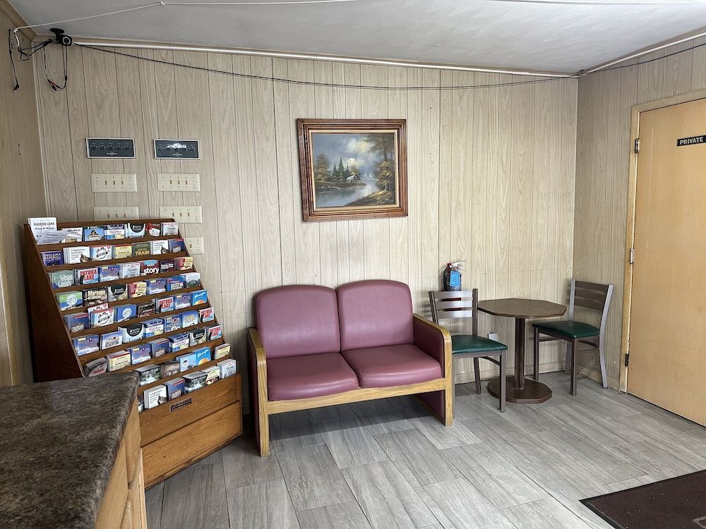 Stones Motel 2