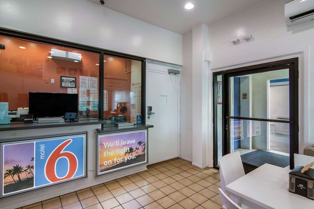 Motel 6 Monterey Park 2