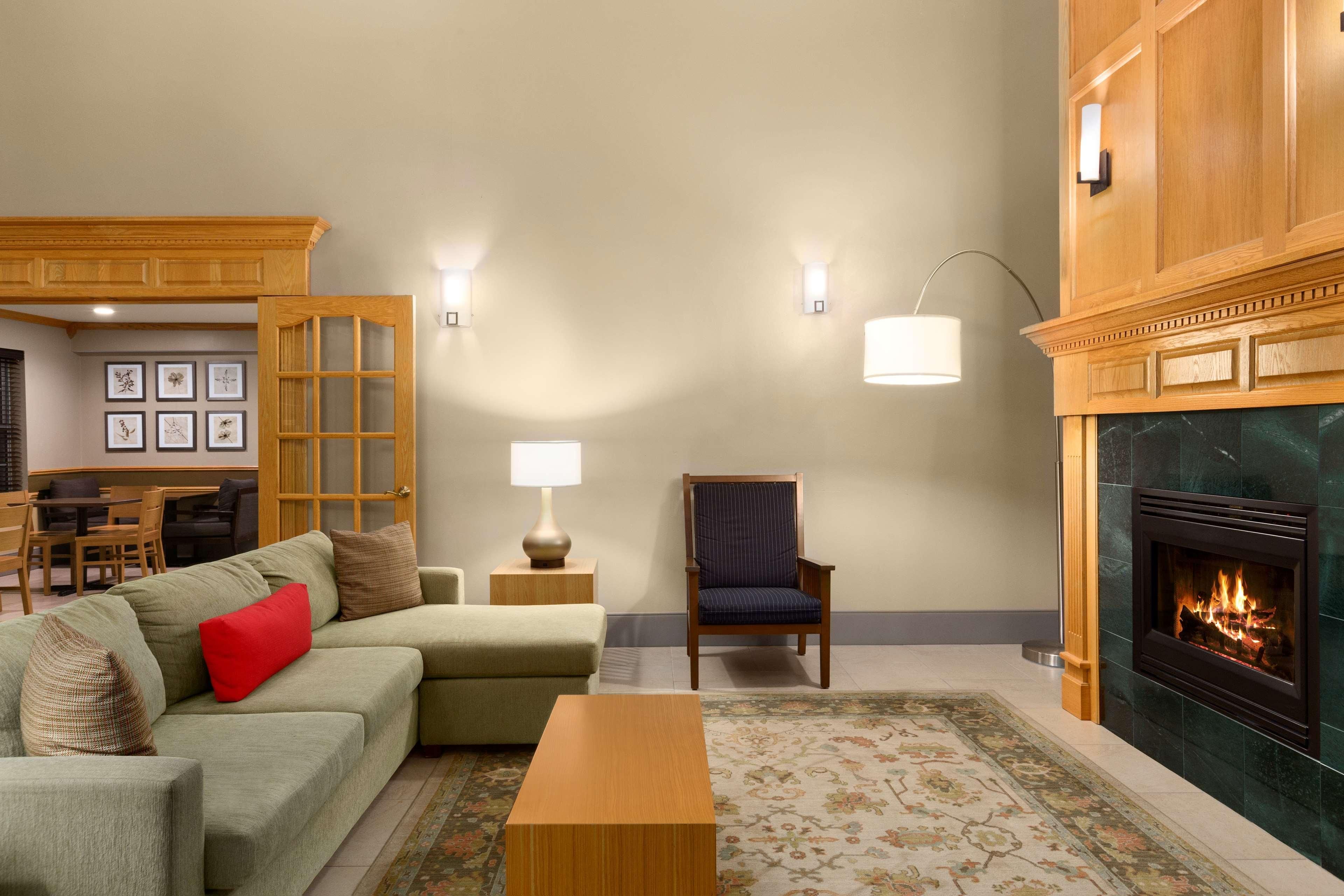 Country Inn & Suites Rochester South 2