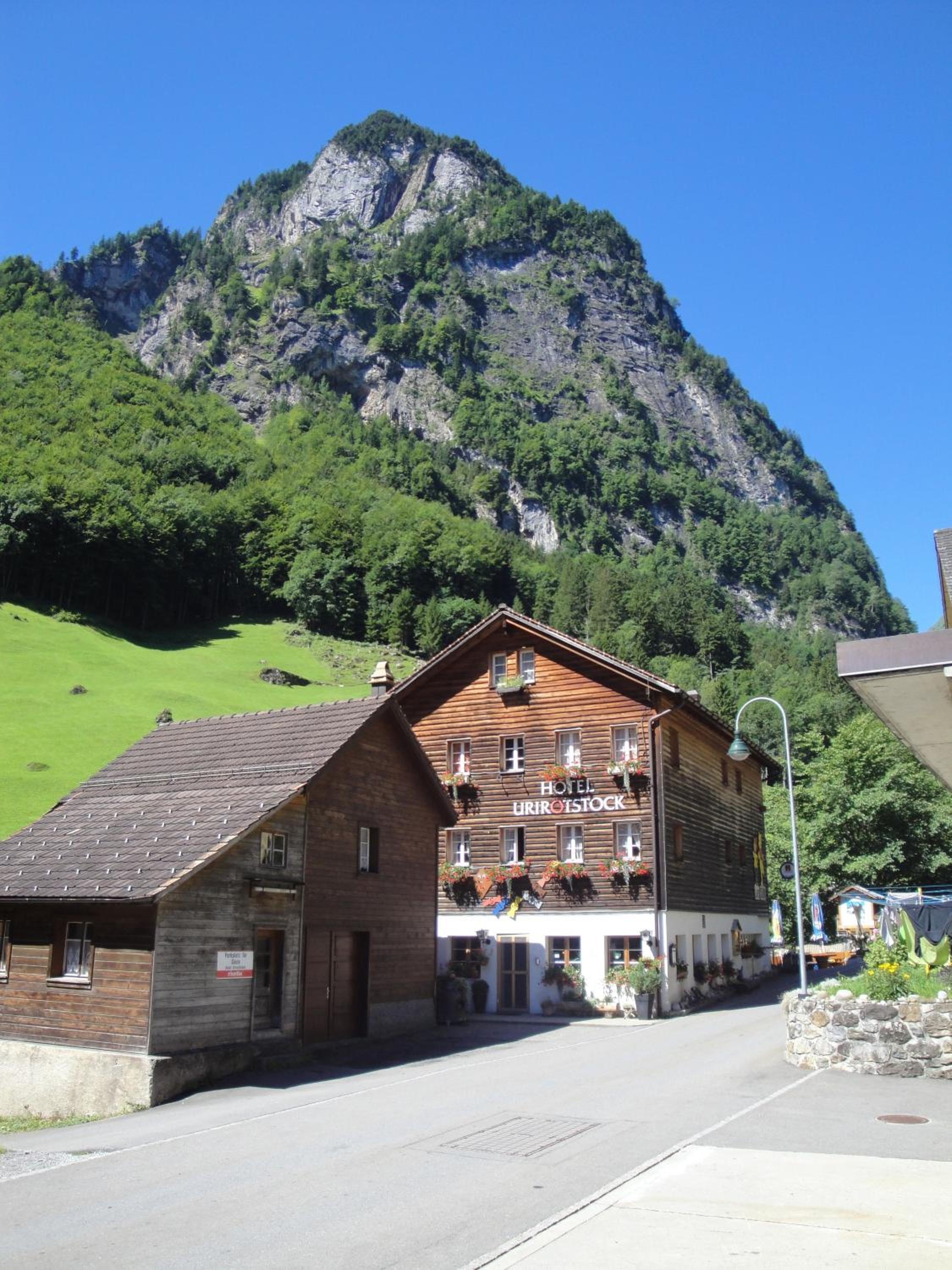 Hotel Urirotstock 1