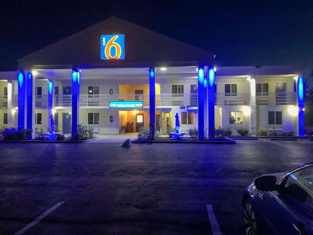 Motel 6-Martinsburg, WV 1