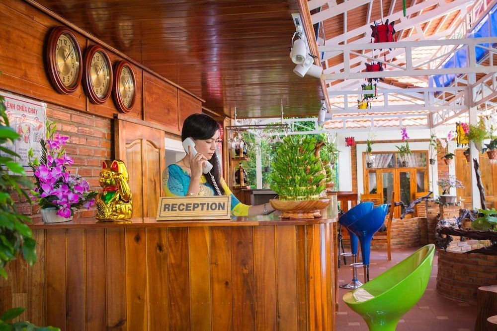 Little Garden Bungalow 2