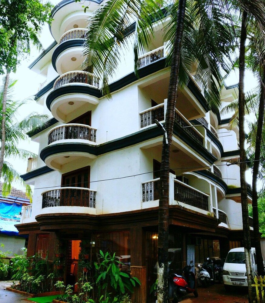 The Camelot Beach Resort 1