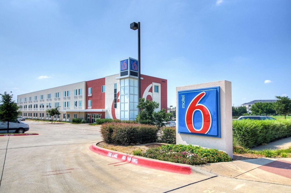 Motel 6-Roanoke, TX - Northlake - Speedway 1