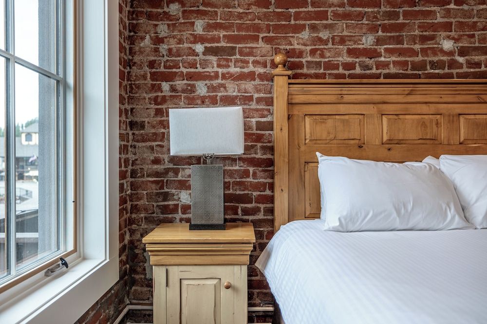 Bavarian Lodge Suites 2