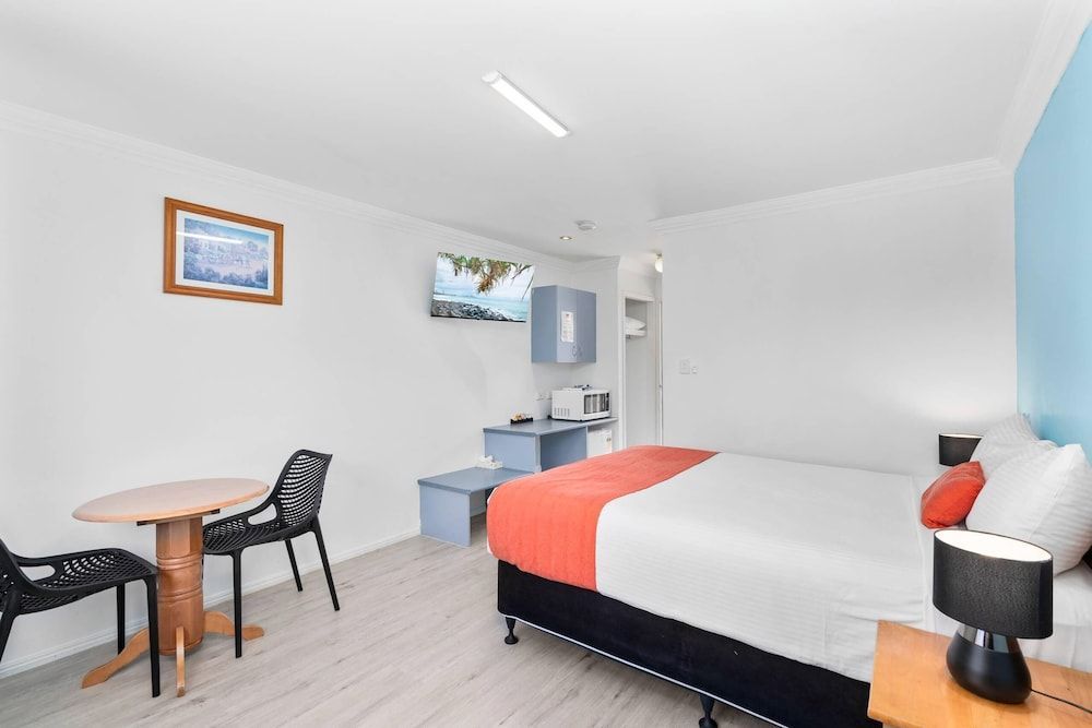 Econo Lodge Waterford 2
