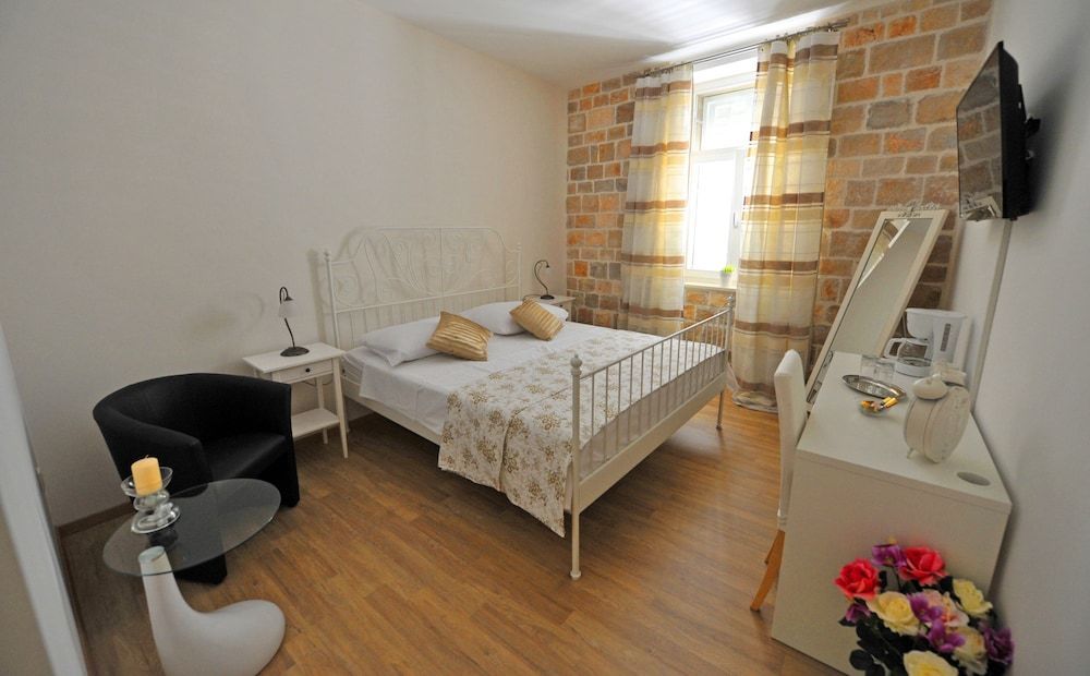 Luxury Rooms Nirvana 2