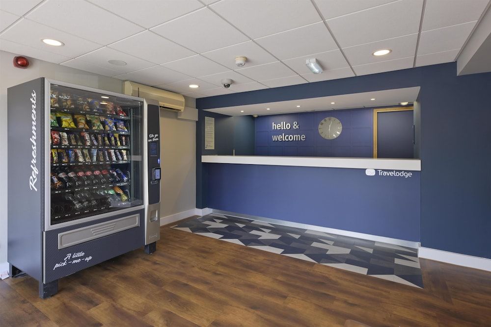 Travelodge Inverness Fairways 2