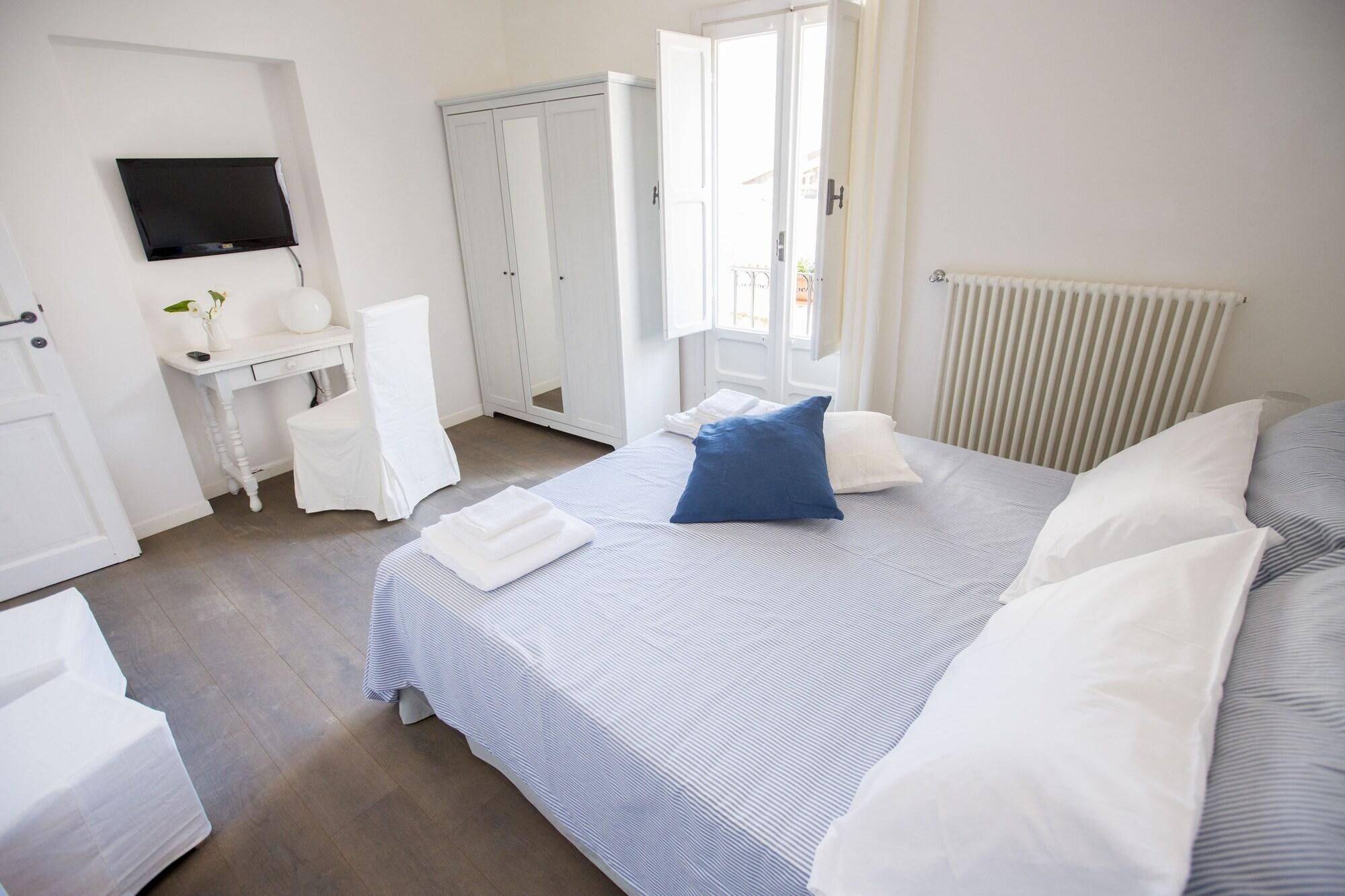 Azzurro B&B 1