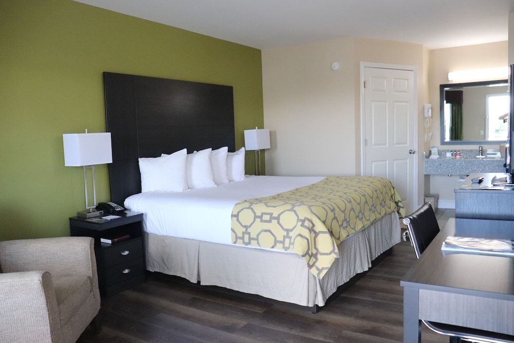 Baymont by Wyndham Florence/Muscle Shoals 1