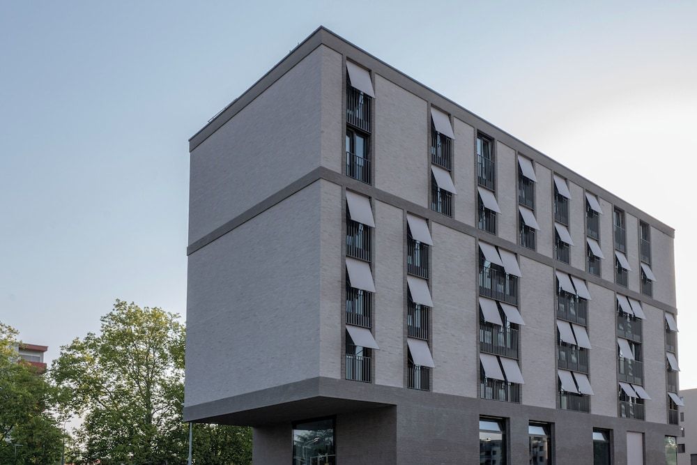 Geneva Youth Hostel 1