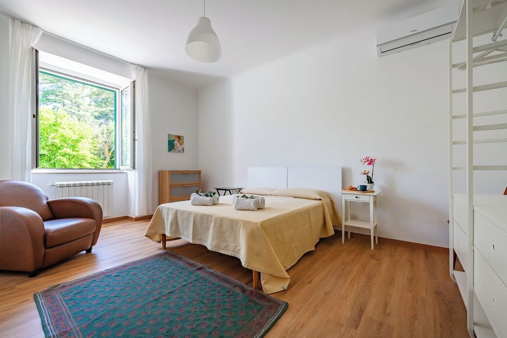 L' Ali Apartment Near Noci old Town 1