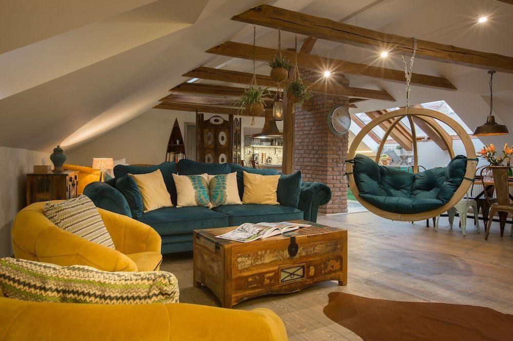 Old Town Boho Chic Attic 1