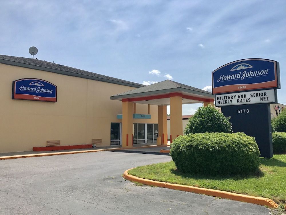 Howard Johnson by Wyndham Virginia Beach 1