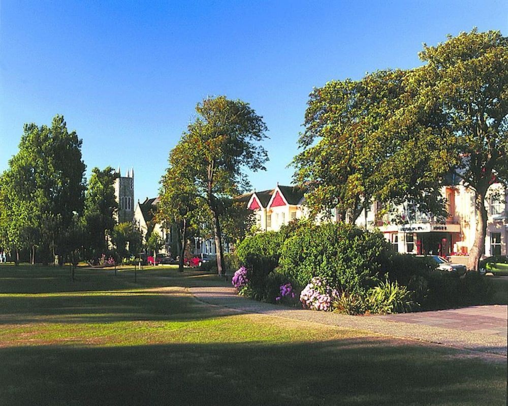 Ardington Hotel 1