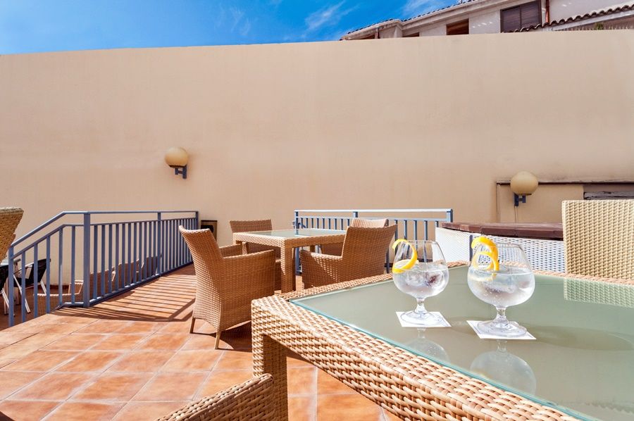Villa De Pinto 1
