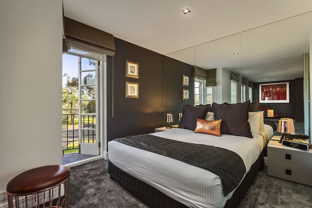 Quest East Melbourne 1