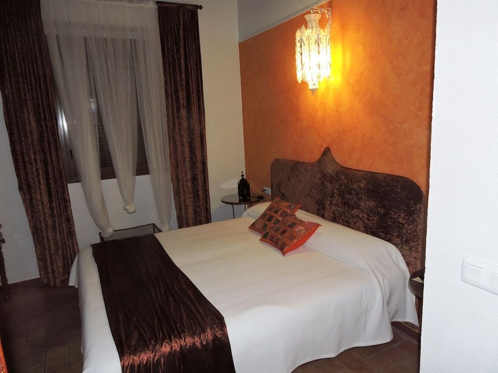 Hotel La Fonda del Califa 1