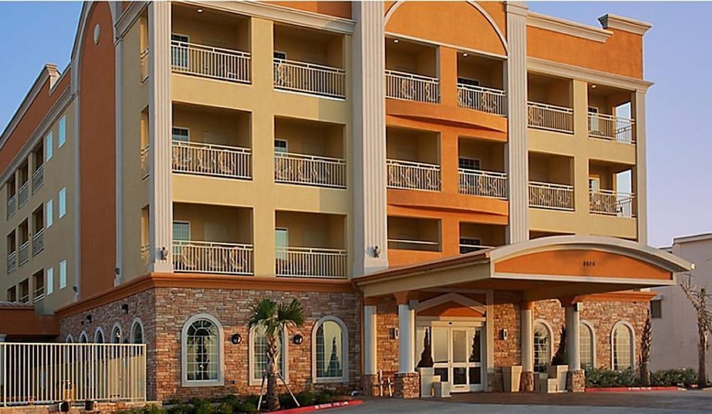 Holiday Inn Express & Suites GALVESTON WEST-SEAWALL by IHG 2