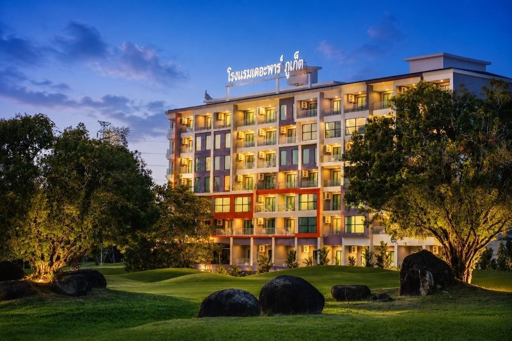 The Par Phuket Hotel 1