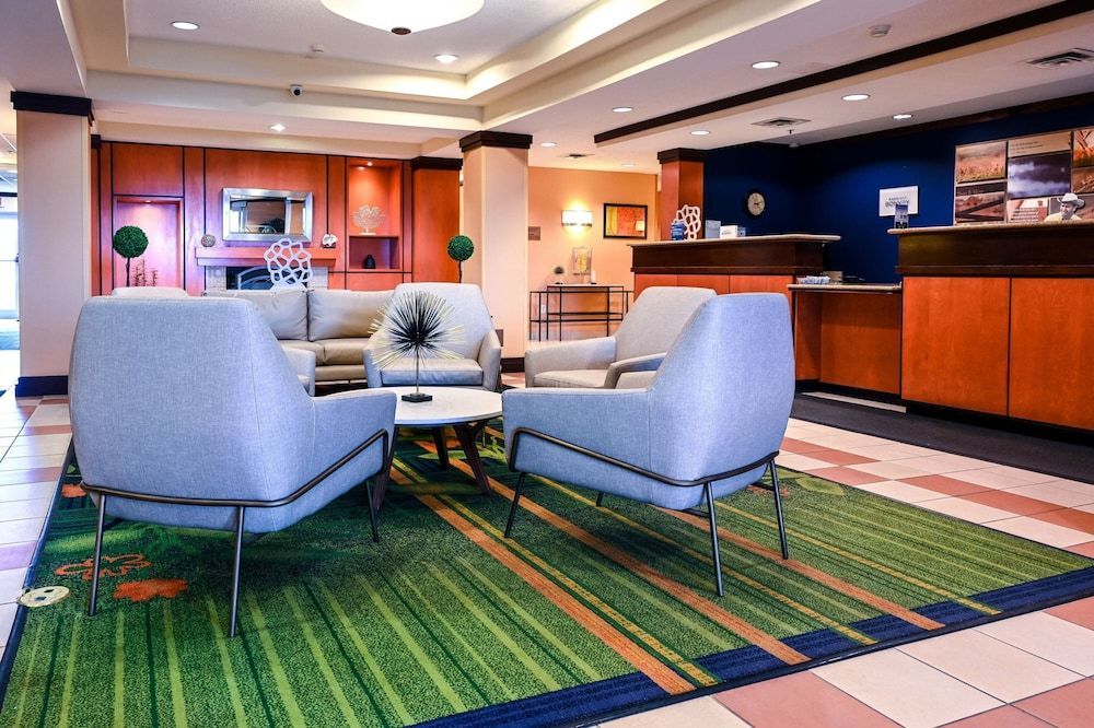 Fairfield Inn and Suites by Marriott Indianapolis/ Noblesville 1