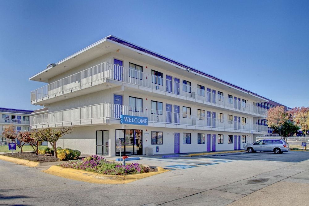 Motel 6 Capitol Heights, MD - Washington 1