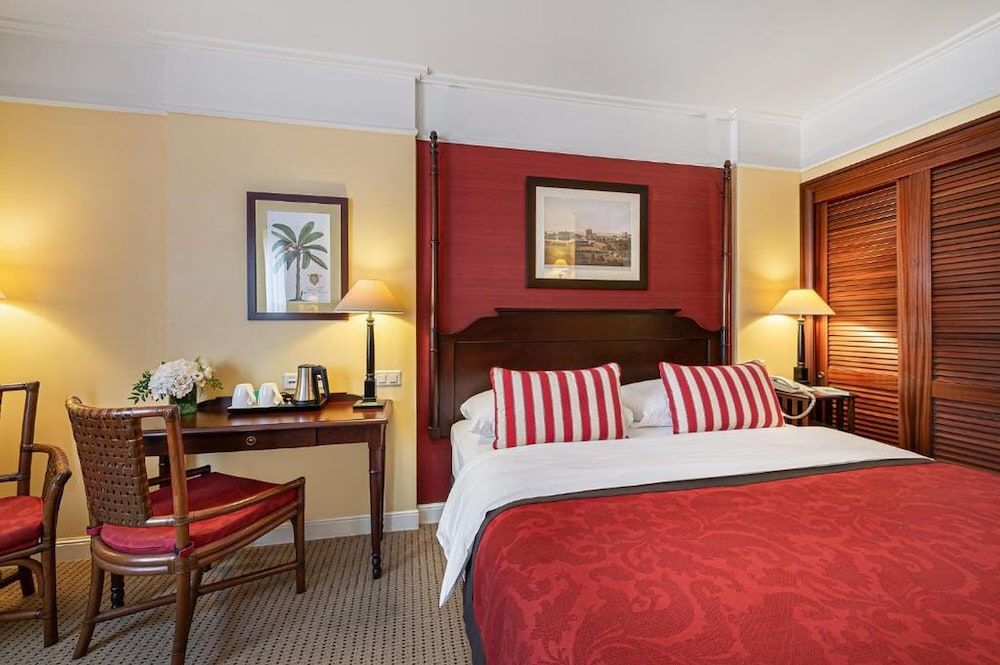 Kipling Manotel 1