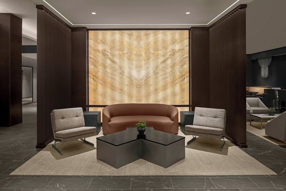 AC Hotel by Marriott St. Louis Clayton 2