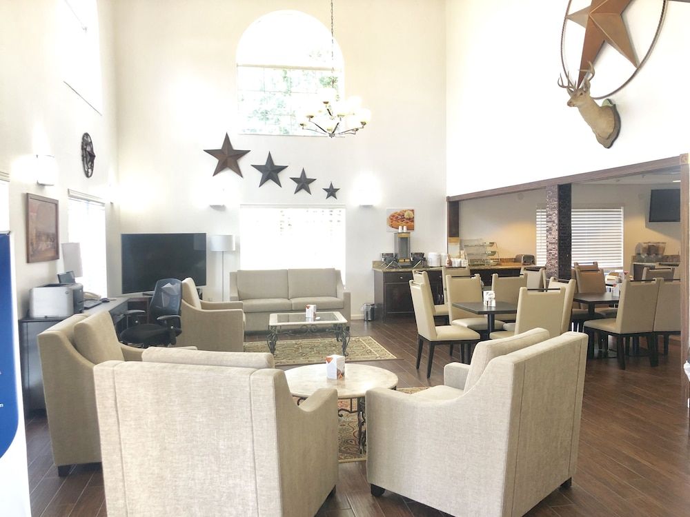 Quality Inn & Suites Kerrville 2