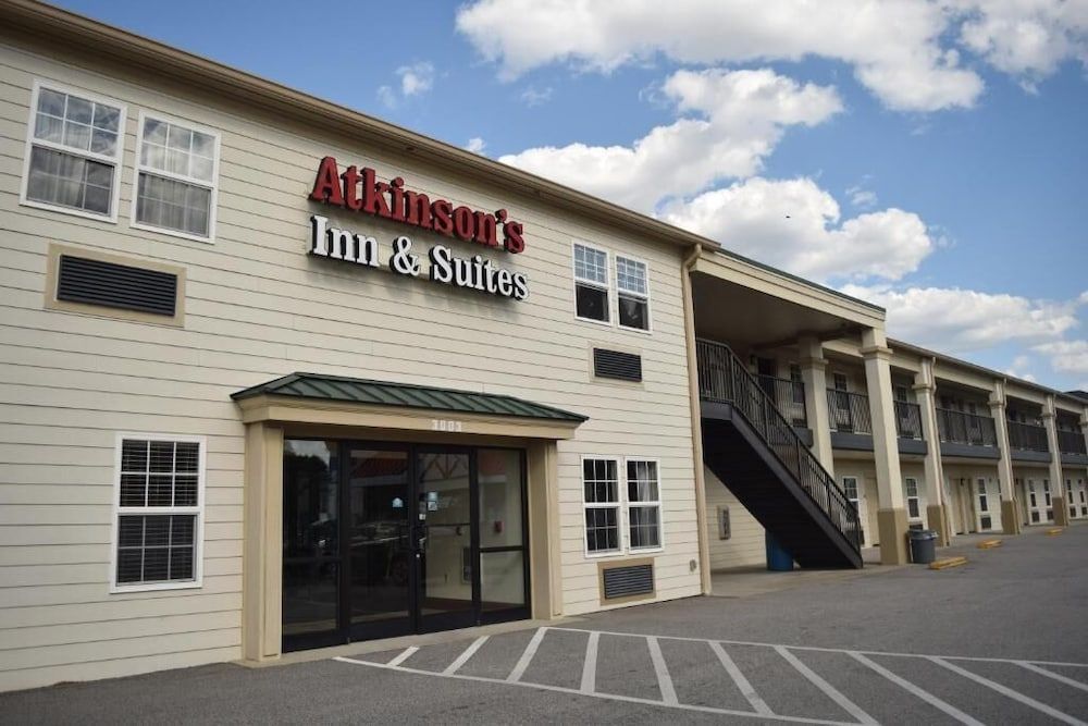 Atkinson Inn & Suites 1