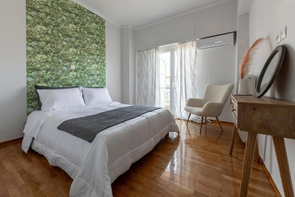 3 Bedroom Penthouse Petralona 1