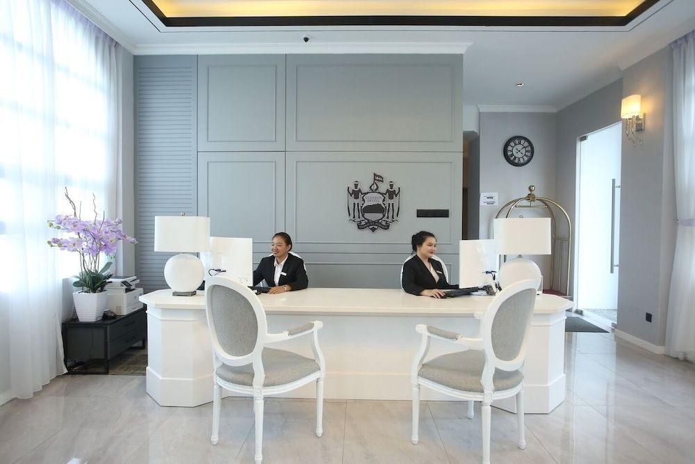 Stanton Hotel 2