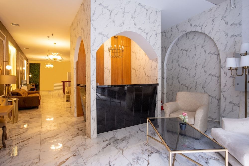 Orange Hotel & Spa 2