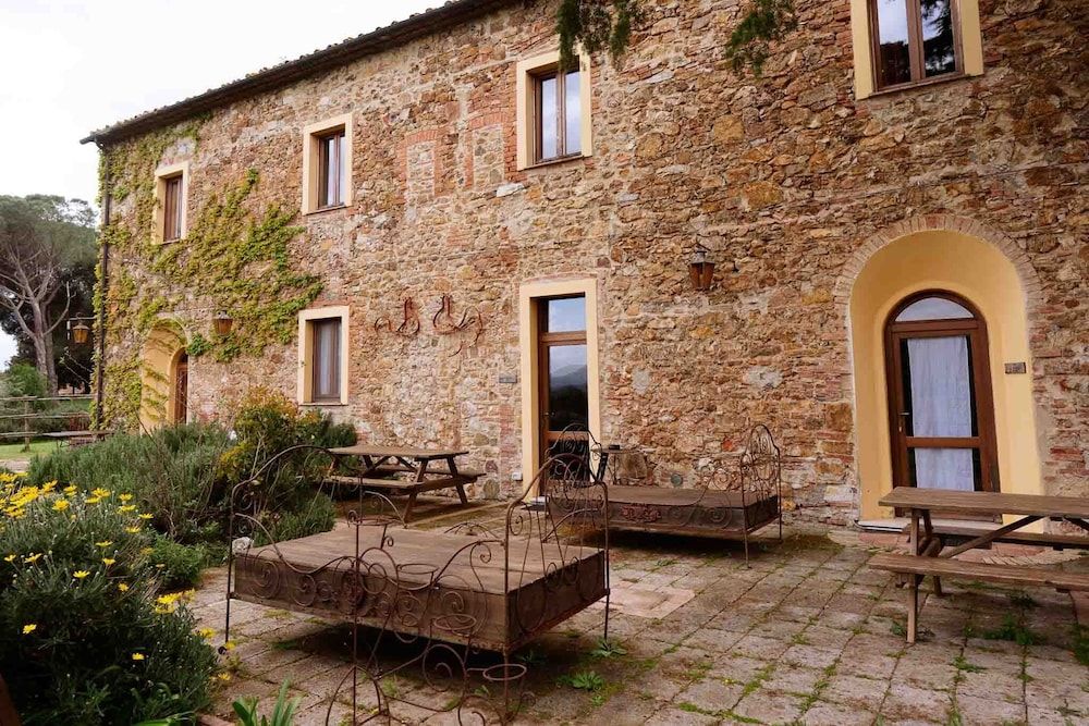 Agriturismo Bio Fattoria di Pietra 1