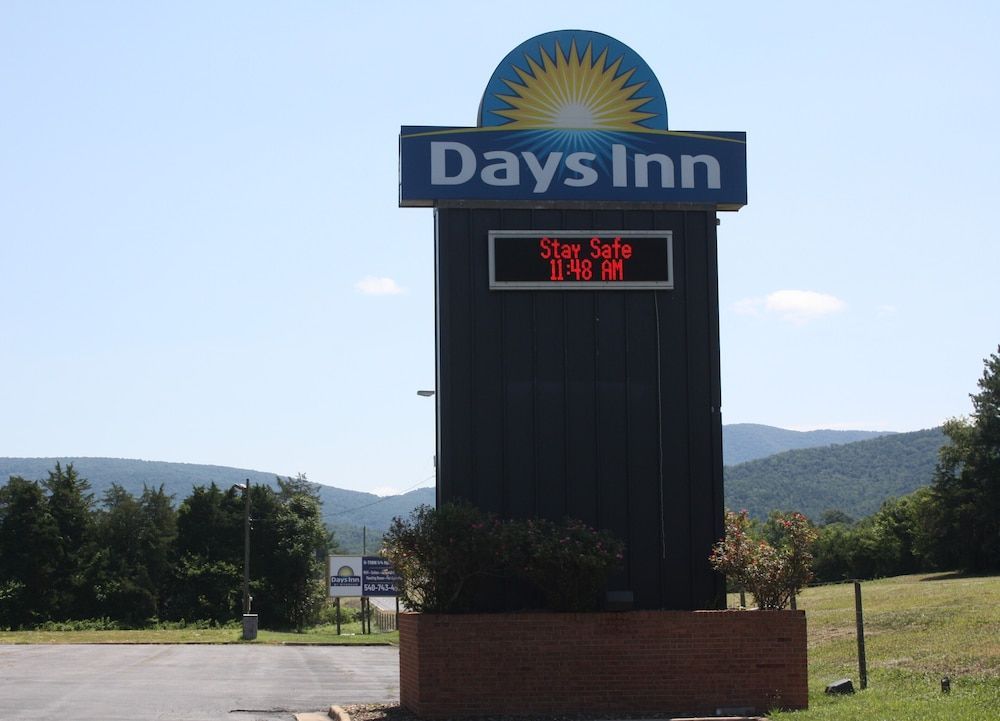 Days Inn by Wyndham Luray Shenandoah 1