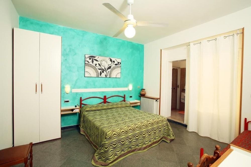Albergo 2 mari 2