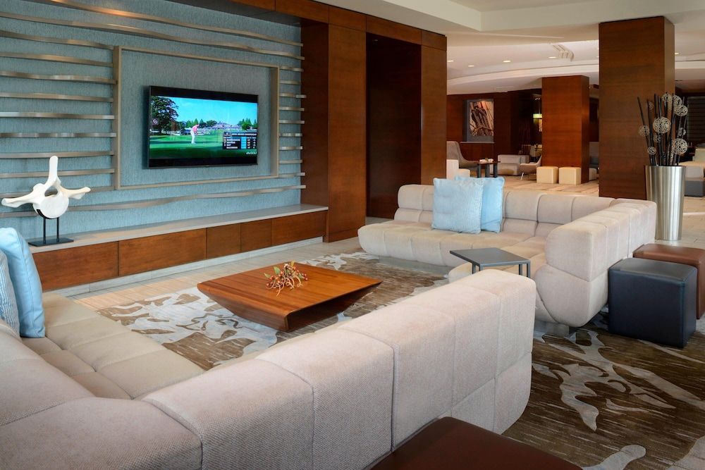 Newport News Marriott at City Center 2
