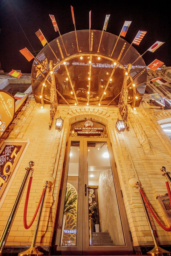 SILK ROAD EMPIRE HOTEL 1