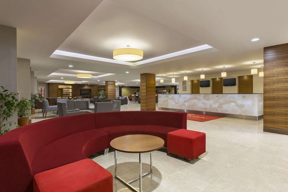 Ramada Resort by Wyndham Akbuk 2