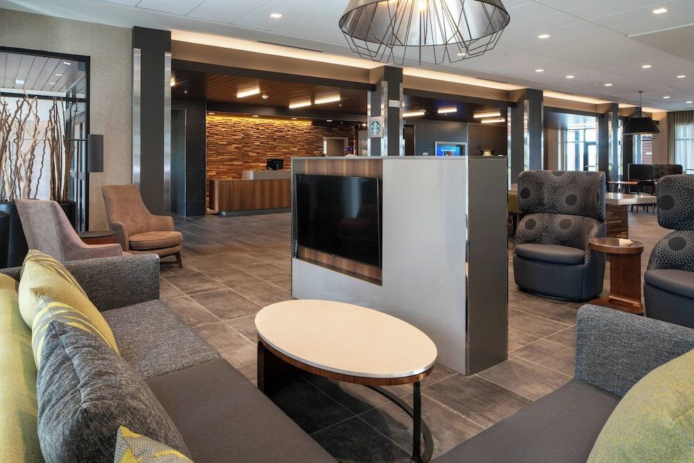 Courtyard by Marriott Lafayette South 2