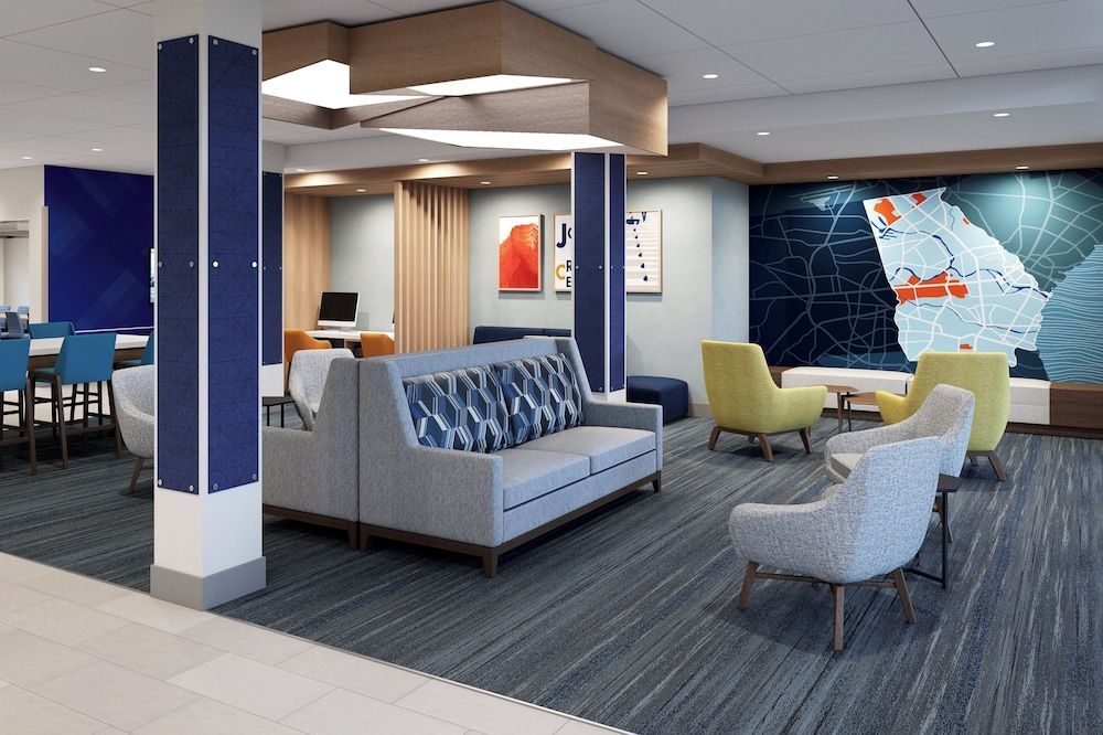 Holiday Inn Express & Suites HOLLISTER by IHG 1